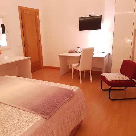 B&B Abatjour - Ambiente Sanificato - Test Antilegionella Assolto Фоджа Екстериор снимка