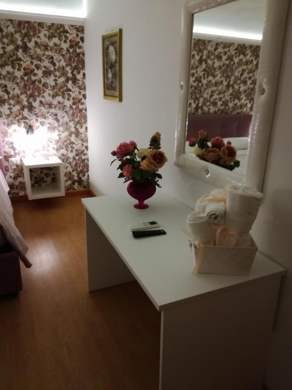 B&B Abatjour - Ambiente Sanificato - Test Antilegionella Assolto Фоджа Екстериор снимка