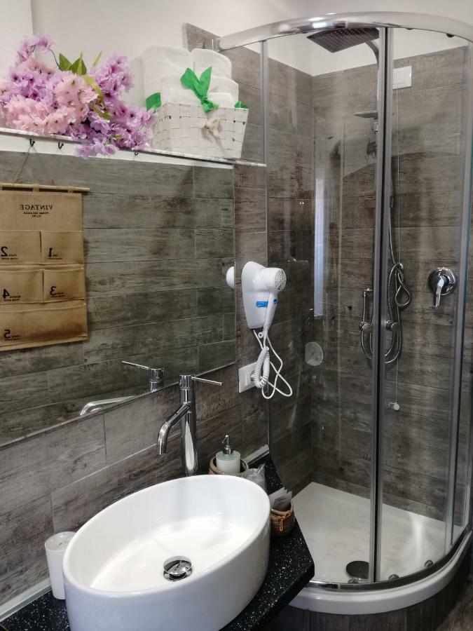 B&B Abatjour - Ambiente Sanificato - Test Antilegionella Assolto Фоджа Екстериор снимка