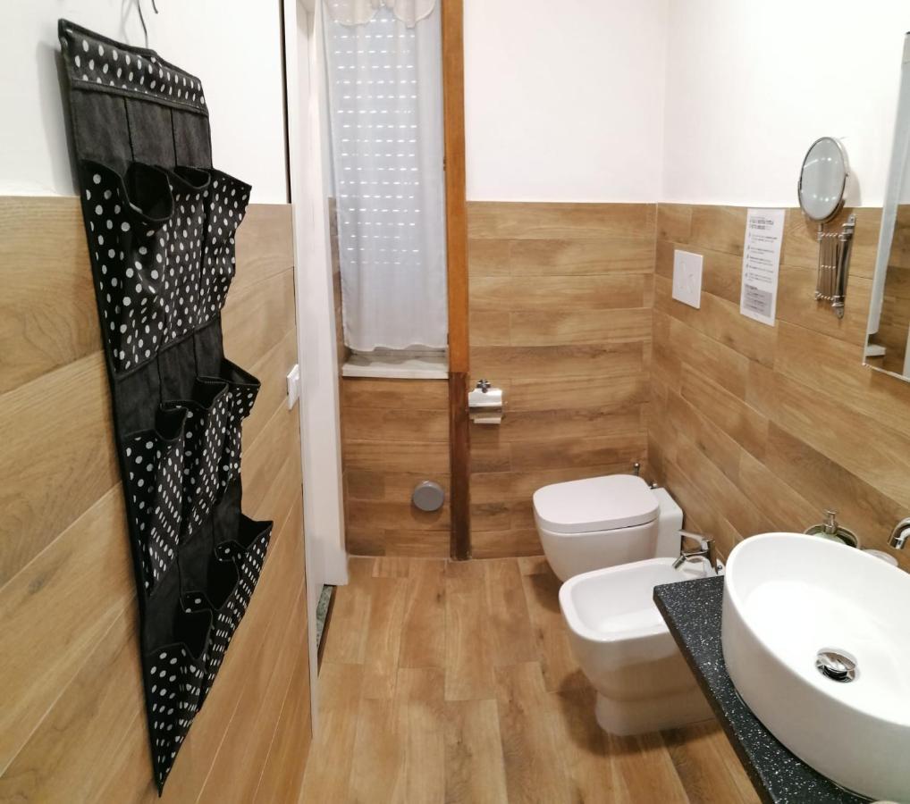 B&B Abatjour - Ambiente Sanificato - Test Antilegionella Assolto Фоджа Екстериор снимка